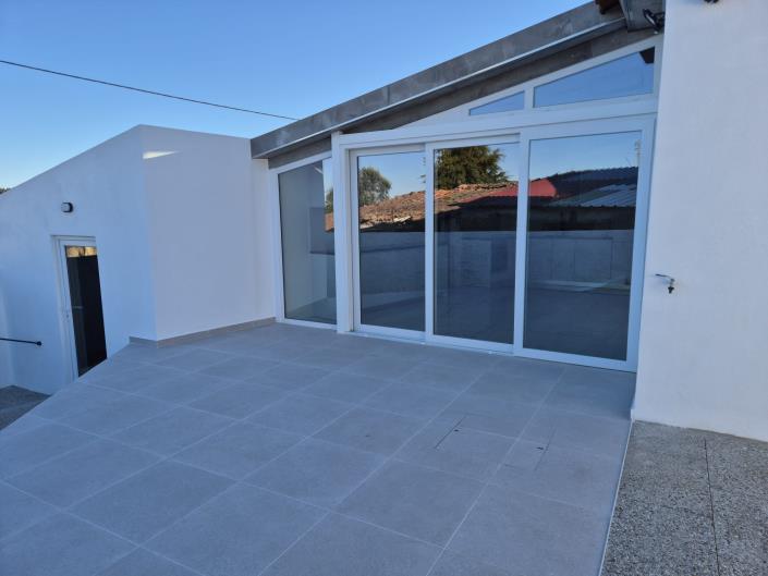 Image No.24-3 Bed House for sale