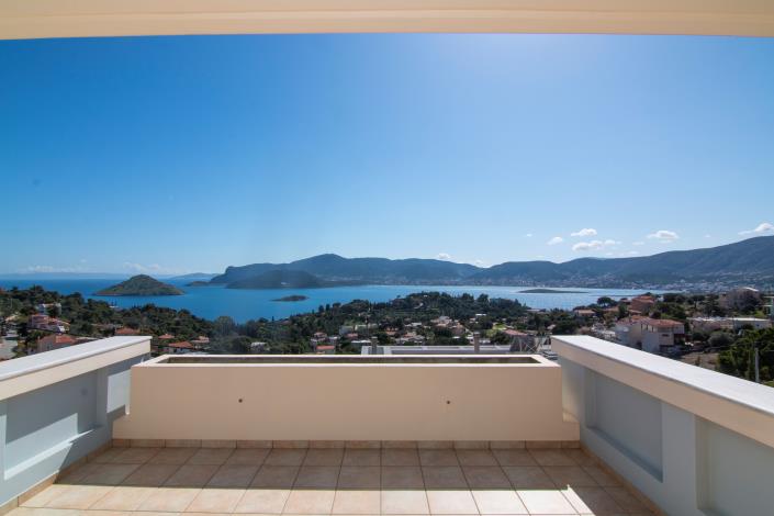 Image No.9-4 Bed House for sale