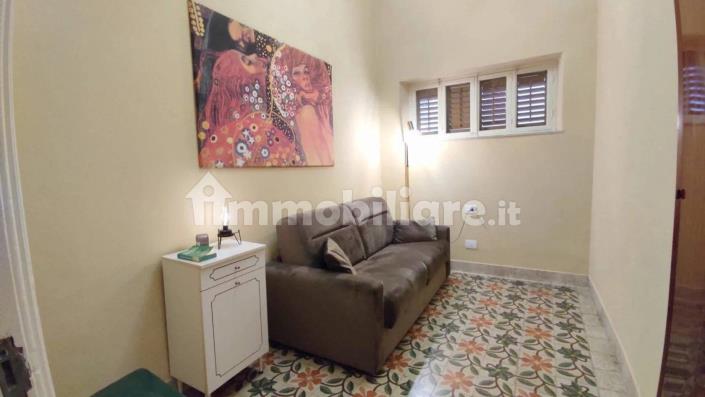 Image No.10-3 Bed Apartment for sale