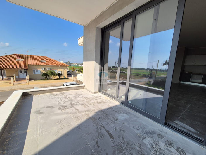 Image No.12-2 Bed Apartment for sale