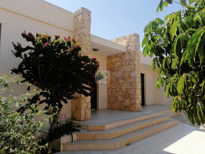 Image No.13-6 Bed Villa for sale