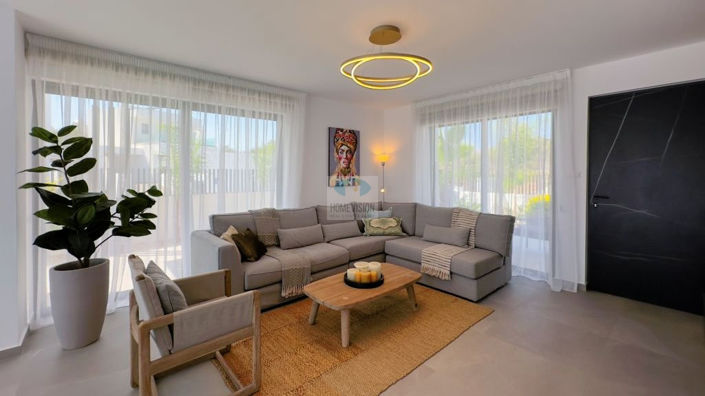 Image No.6-3 Bed Villa for sale