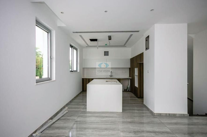 Image No.5-5 Bed Villa for sale