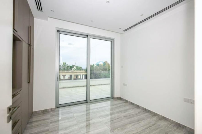 Image No.8-5 Bed Villa for sale