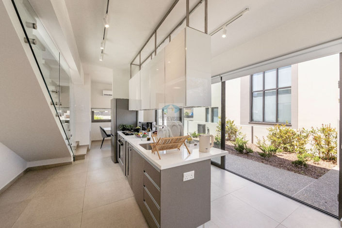 Image No.3-3 Bed Villa for sale