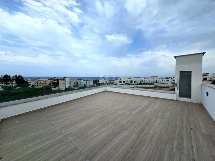 Image No.16-5 Bed Villa for sale