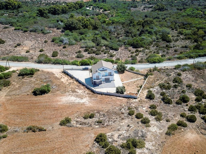 Image No.2-3 Bed Villa for sale