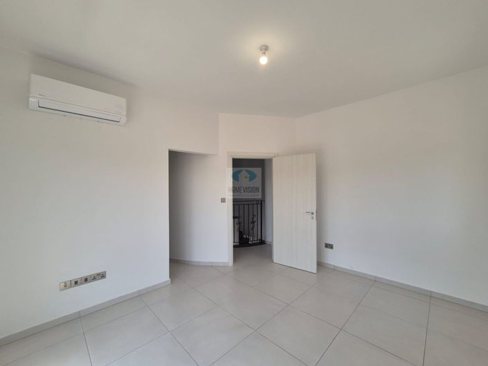 Image No.24-3 Bed Villa for sale