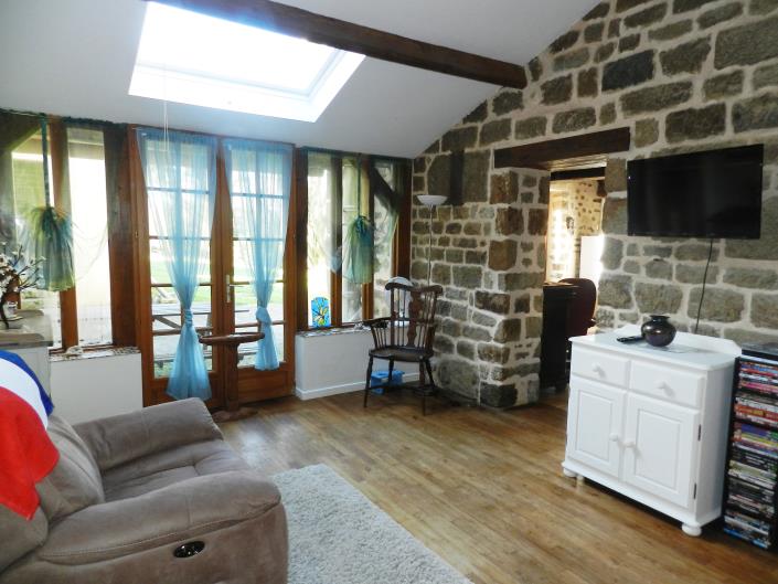 Image No.9-Propriété de pays de 3 chambres à vendre à Le Teilleul