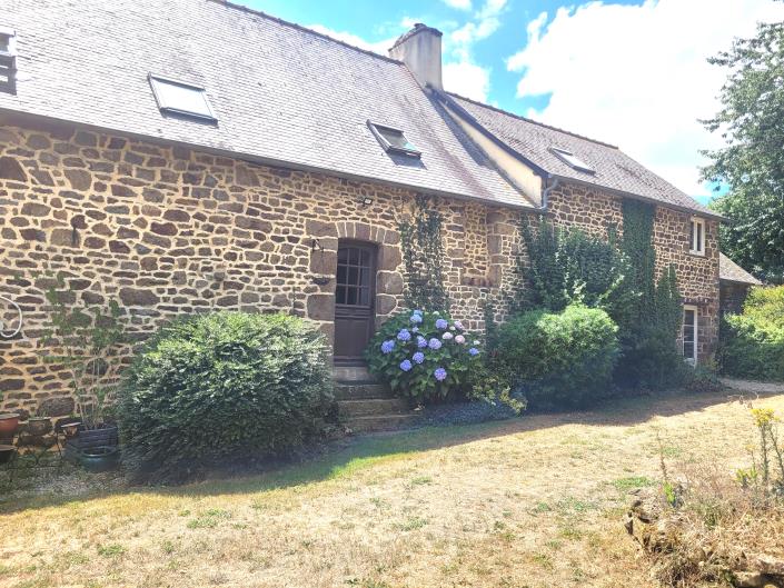 Image No.2-Gîte de 3 chambres à vendre à Couesmes-Vauce