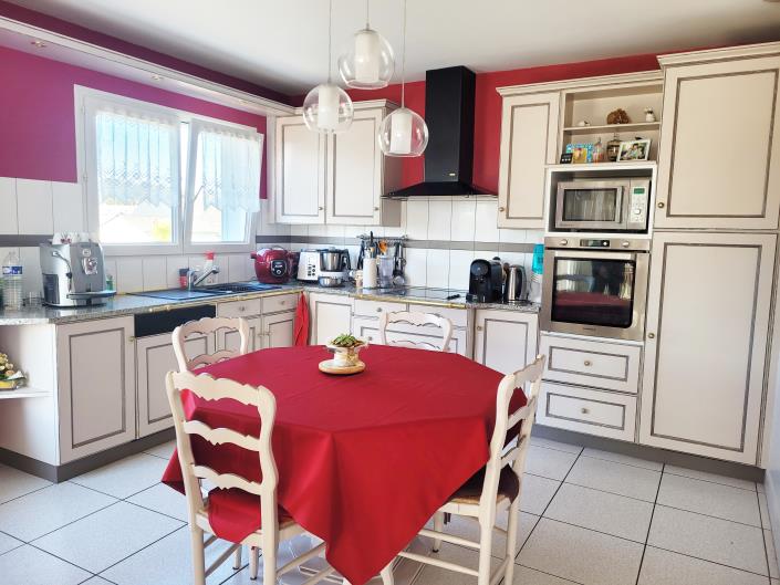 Image No.9-Maison / Villa de 4 chambres à vendre à Mortain