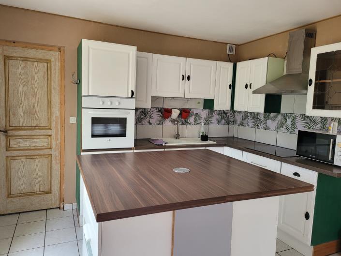 Image No.7-Propriété de pays de 6 chambres à vendre à Saint-Georges-de-Rouelley