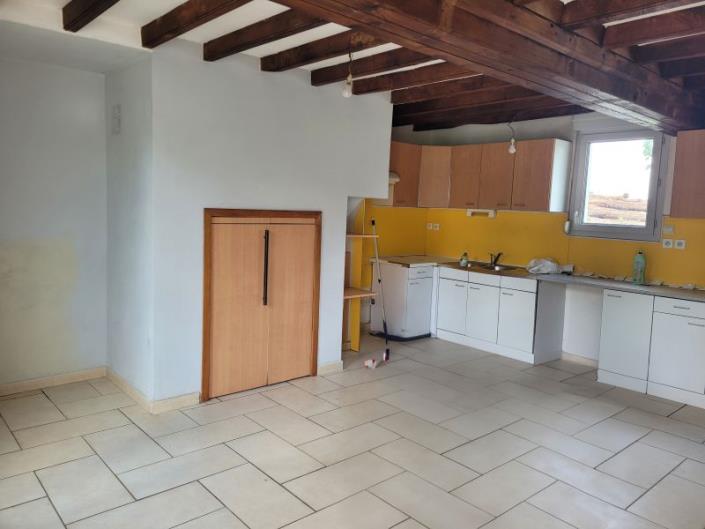 Image No.2-Chalet de 2 chambres à vendre à Barenton