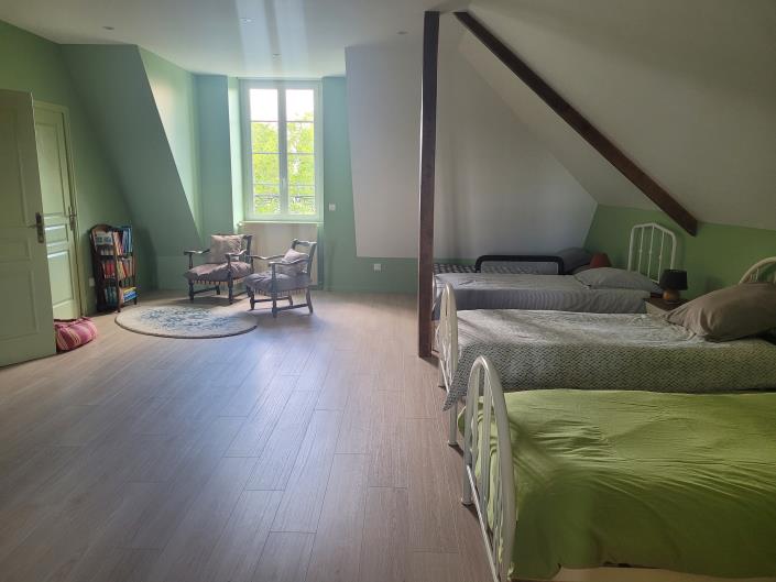 Image No.37-Maison de campagne de 7 chambres à vendre à Désertines