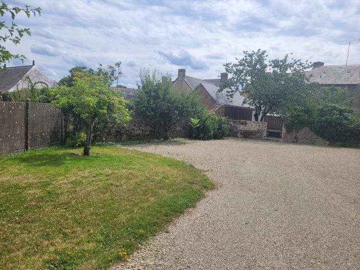 Image No.15-3 Bed Cottage for sale