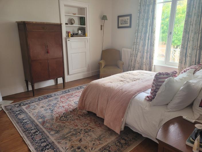 Image No.14-5 Bed Chateaux for sale