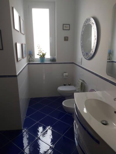 Image No.24-2 Bed Apartment for sale