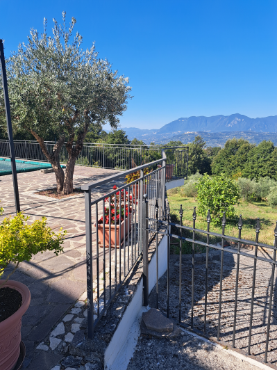 Image No.36-4 Bed Villa / Detached for sale