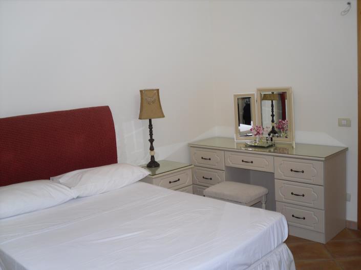 Image No.18-4 Bed Villa / Detached for sale