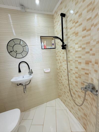 Image No.29-2 Bed House for sale