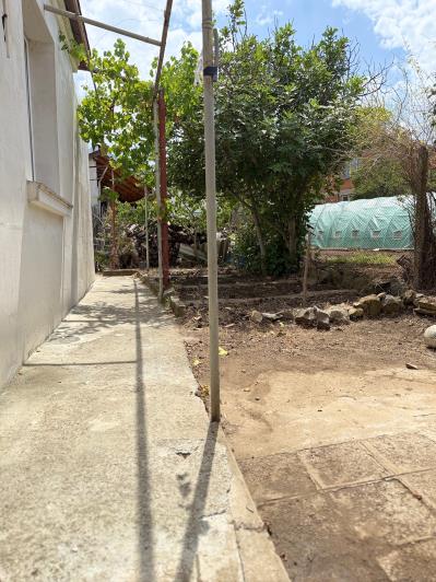 Image No.41-2 Bed House for sale