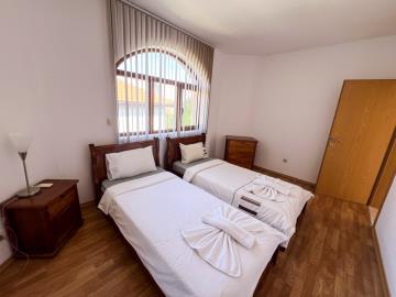 House-Vineyards-Resort-Aheloy-15