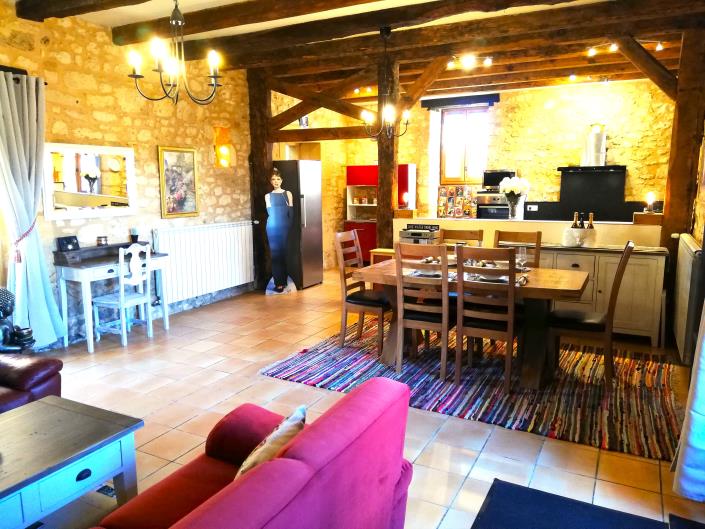 Image No.2-Maison de campagne de 5 chambres à vendre à Beaumont-du-Perigord