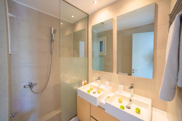 Image No.11-76 Bed Hotel for sale