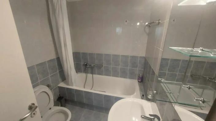 Image No.20-2 Bed Apartment for sale