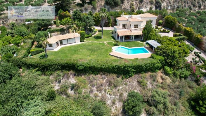 Image No.2-Villa de 4 chambres à vendre à Heraklion town