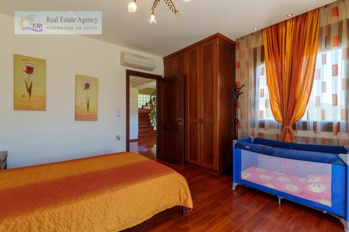 Image No.35-Villa de 4 chambres à vendre à Heraklion town