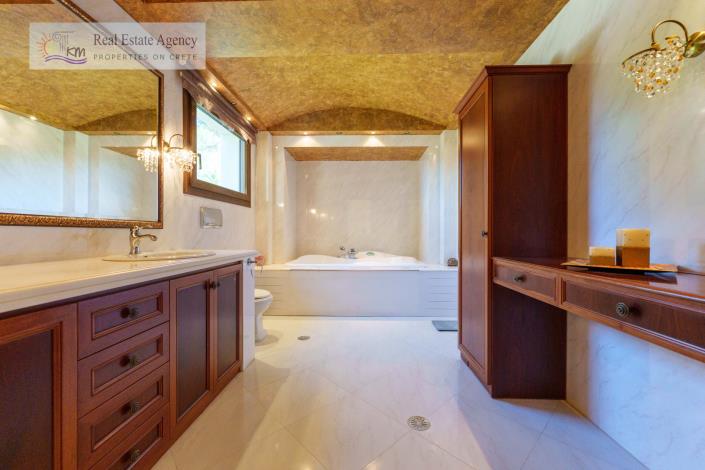 Image No.43-Villa de 4 chambres à vendre à Heraklion town