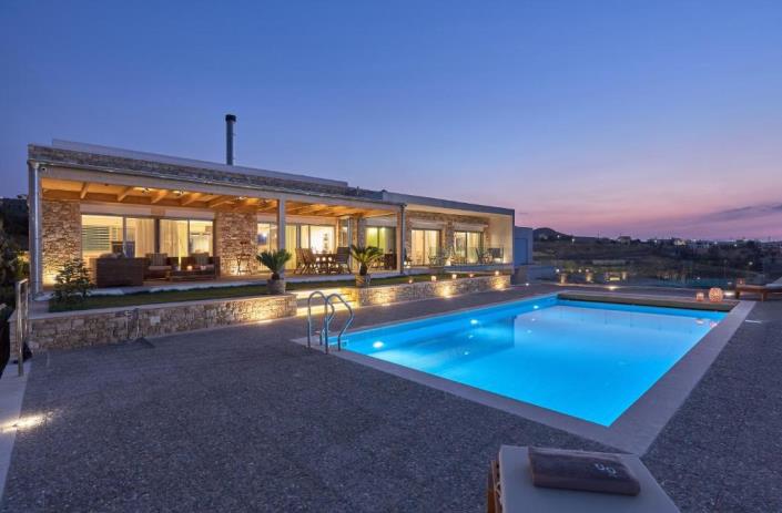 Image No.3-Villa de 6 chambres à vendre à Gouves