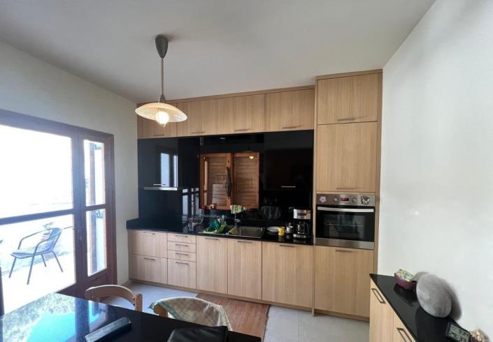 Image No.4-Duplex de 6 chambres à vendre à Iraklion