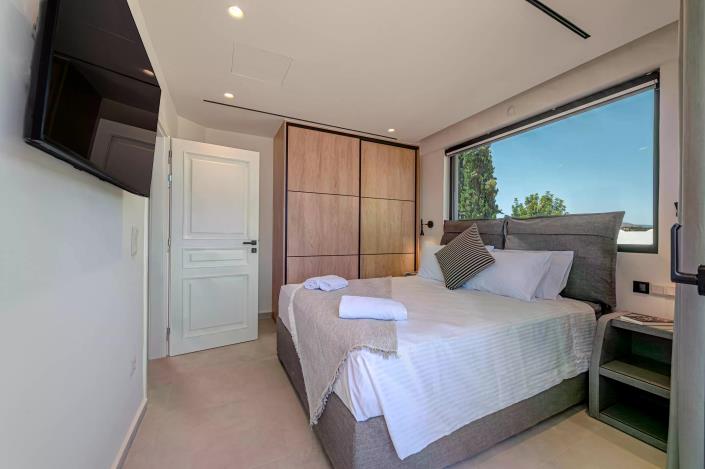 Image No.24-4 Bed Villa for sale