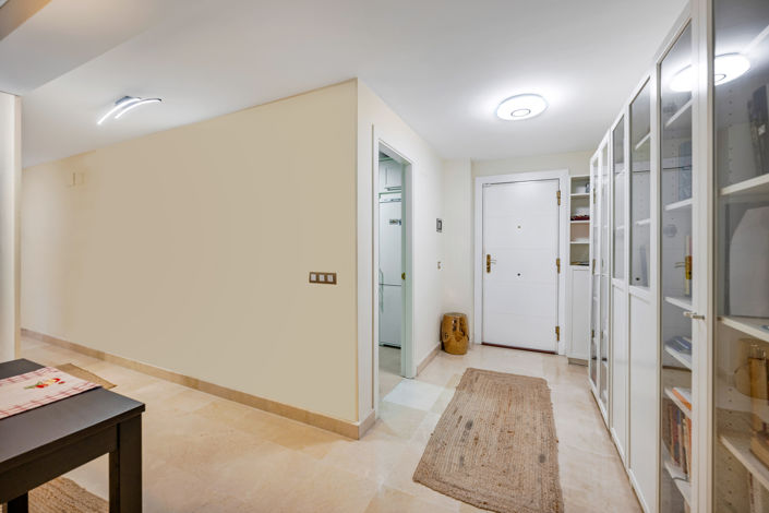 Image No.11-3 Bed Apartment for sale