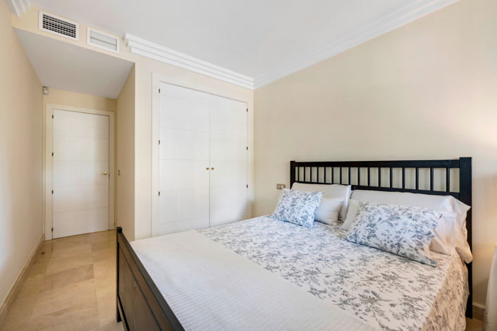 Image No.18-3 Bed Apartment for sale