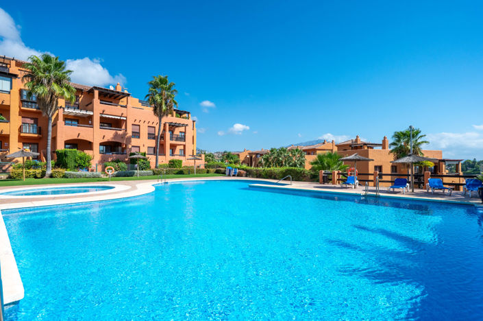 Image No.33-3 Bed Apartment for sale