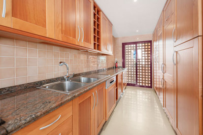 b98le8d7m9k3degpefzhs0lif8u4xzvzhwxtmggyekxx9