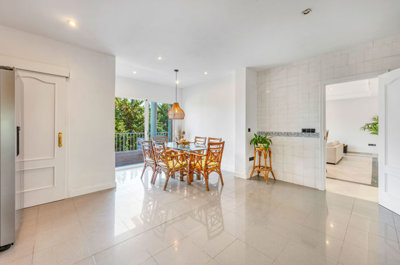 b98le8d7m9k3degpefzhs0lif8u4xzvzhwxtmggyekxx9