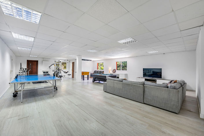 Image No.39-5 Bed Villa for sale