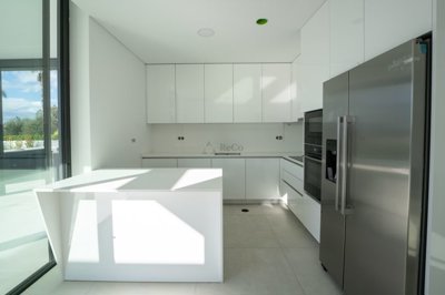 4854-693347-712851930b3075b7180938e680efb254b