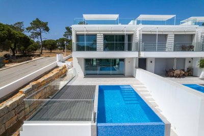 4854-693172-712851930b3075b7180938e680efb254b