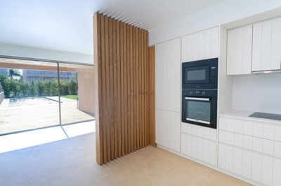 4854-693318-712851930b3075b7180938e680efb254b