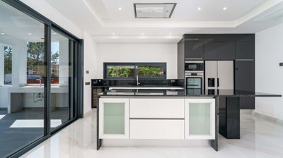 4854-693225-712851930b3075b7180938e680efb254b