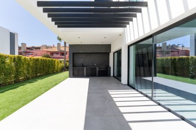 4854-693509-712851930b3075b7180938e680efb254b