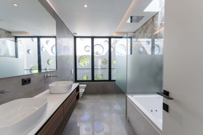 4854-693509-712851930b3075b7180938e680efb254b