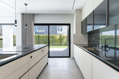 4854-693509-712851930b3075b7180938e680efb254b