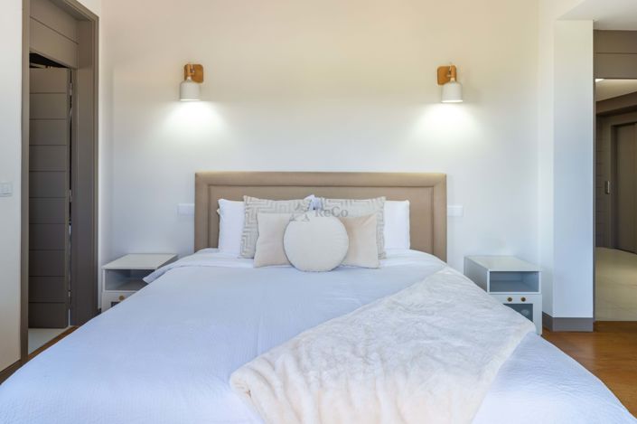 Image No.20-2 Bed Apartment for sale