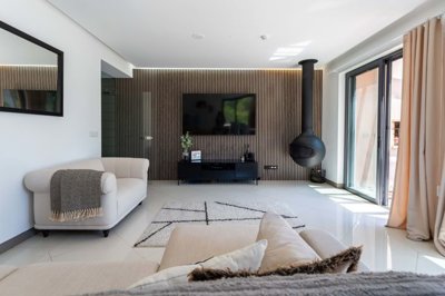 4854-693492-712851930b3075b7180938e680efb254b